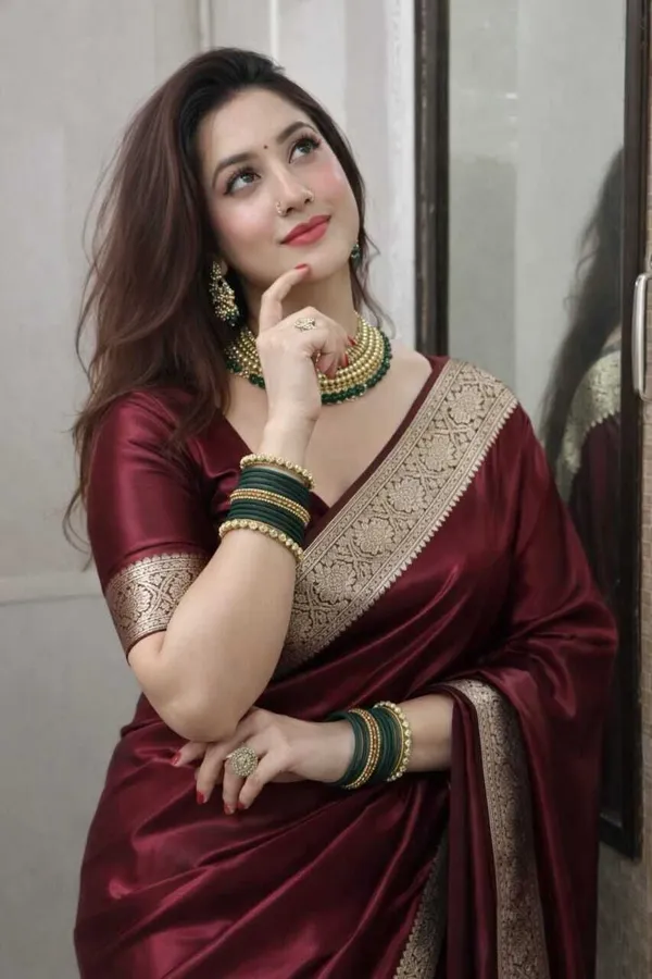 Weaver_Store_Woven_Banarasi_Art_Silk_Saree_(Maroon)