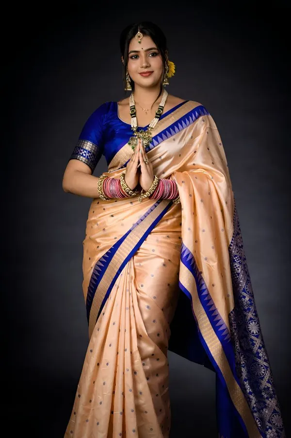 Weaver_Store_Woven_Banarasi_Art_Silk_Saree_(Cream)
