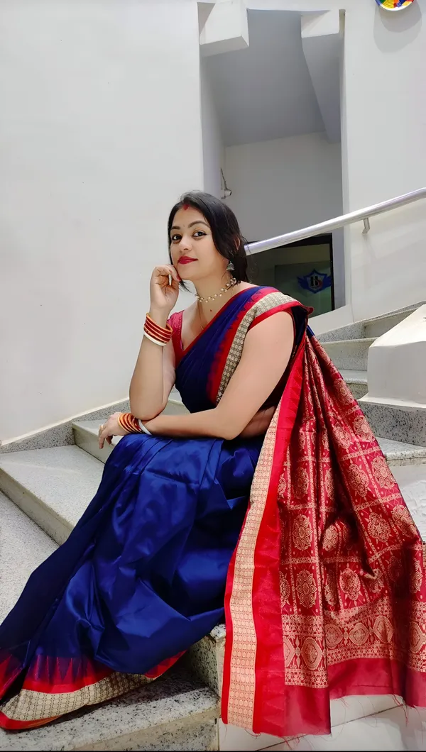 Weaver_Store_Woven_Banarasi_Art_Silk_Saree_(Blue)