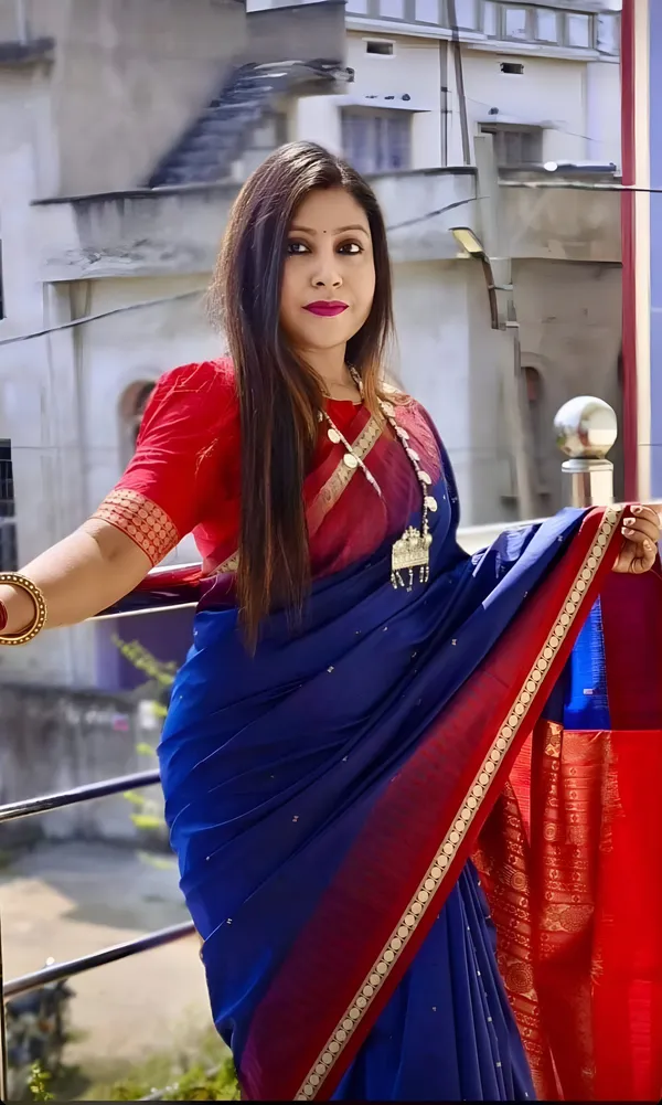 Weaver_Store_Woven_Banarasi_Art_Silk_Saree_(Blue)