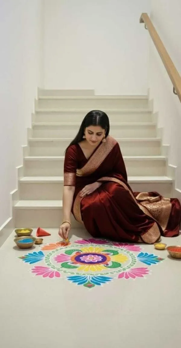 Weaver_Store_Woven_Banarasi_Art_Silk_Saree_(Maroon)