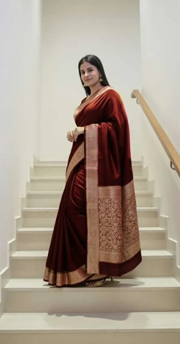 Weaver_Store_Woven_Banarasi_Art_Silk_Saree_(Maroon)