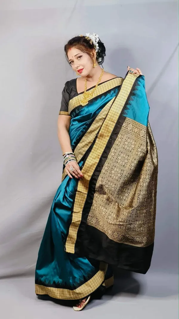 Weaver_Store_Woven_Banarasi_Art_Silk_Saree_(Green)
