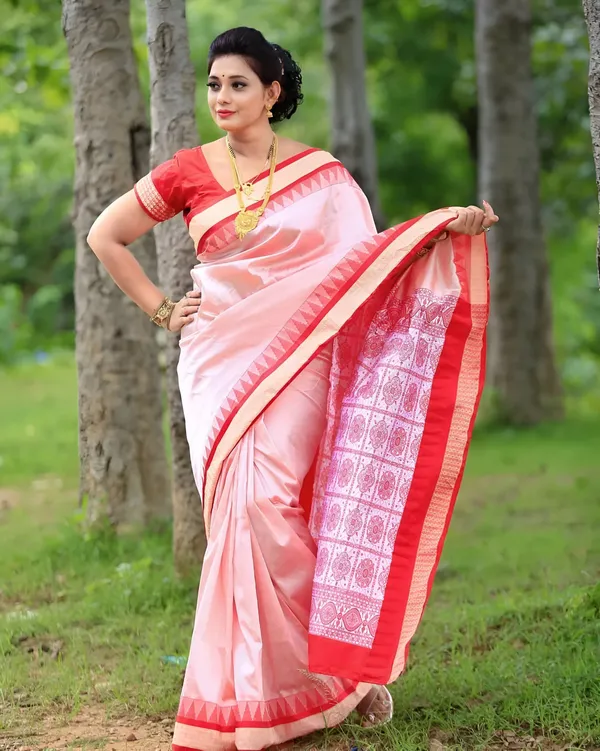 Weaver_Store_Woven_Banarasi_Art_Silk_Saree_(Pink)