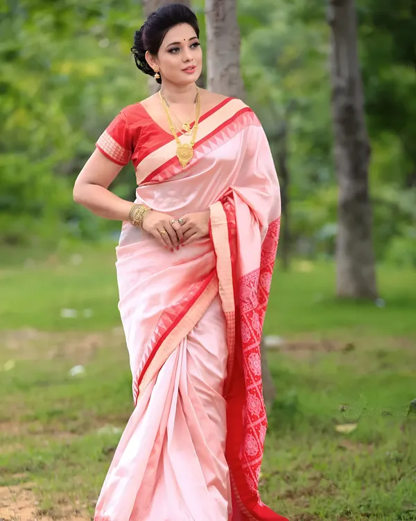 Weaver_Store_Woven_Banarasi_Art_Silk_Saree_(Pink)