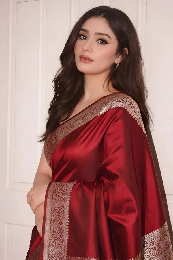 Weaver_Store_Woven_Banarasi_Art_Silk_Saree_(Maroon)