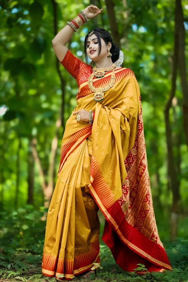 Weaver_Store_Woven_Banarasi_Art_Silk_Saree_(Mustard)