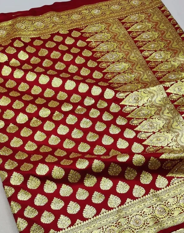 Weaver_Store_Woven_Banarasi_Art_Silk_Saree_(Maroon)