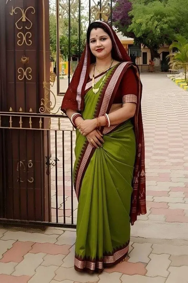 Weaver_Store_Printed_Sambalpuri_Silk_Blend_Saree_(Green)