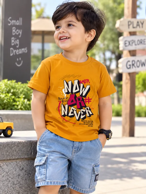Boys_Mustard_Yellow_Graphic_Printed_Round_Neck_T-Shirt