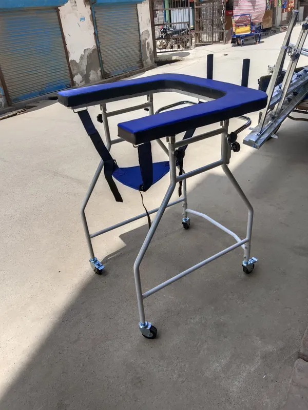 Posture_Walker_Height_adjustable_With_Armrest,_Handles,_Seat_And_4_Wheels_