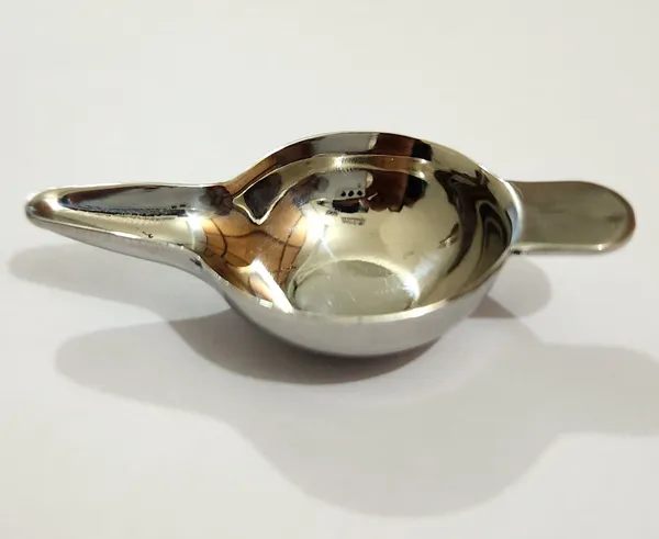 Stainless_Steel_Nasyam_Dhara_Yantra_For_Panchakarma_Therapy