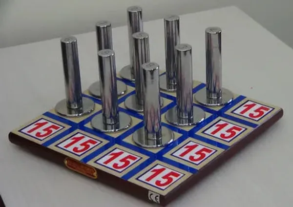 Magnetic_Peg_Board_9_Peg_Magic_Square_Puzzle