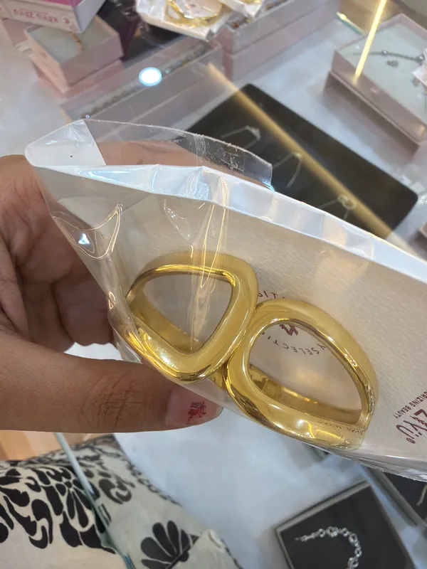 Gold_Tone_Geometric_Open_Kada_for_Women