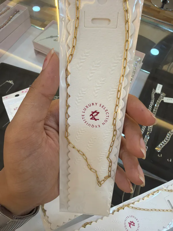 Gold_Metal_Link_Chain_Necklace_for_Women