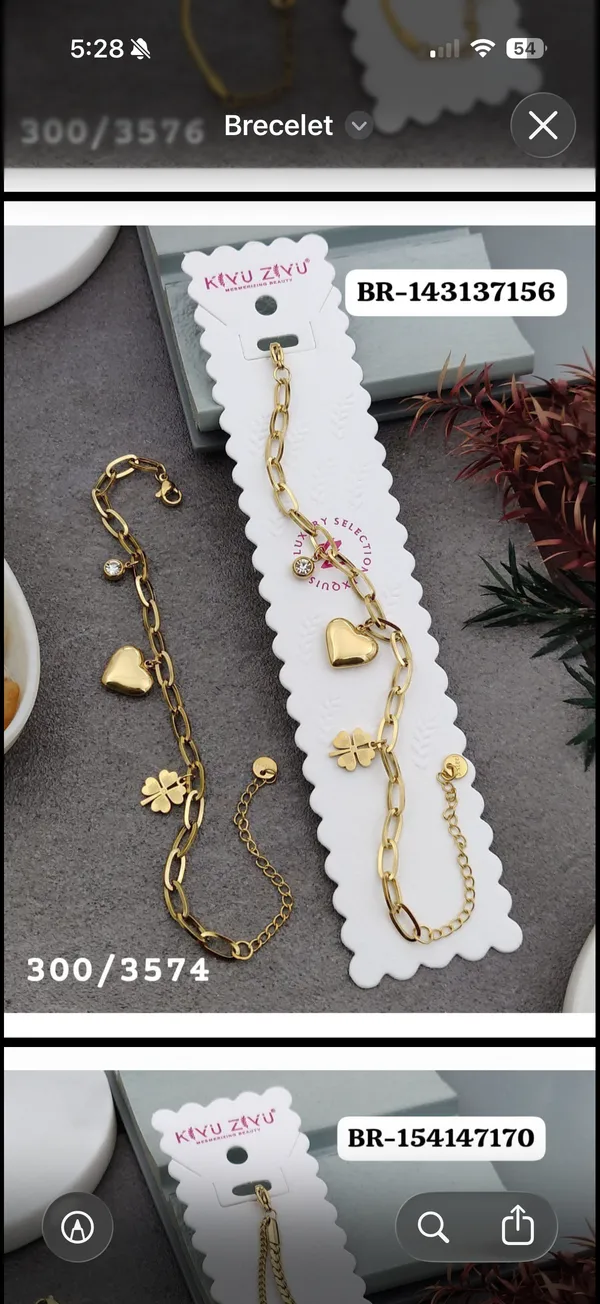 Gold_Tone_Charm_Bracelet_for_Women