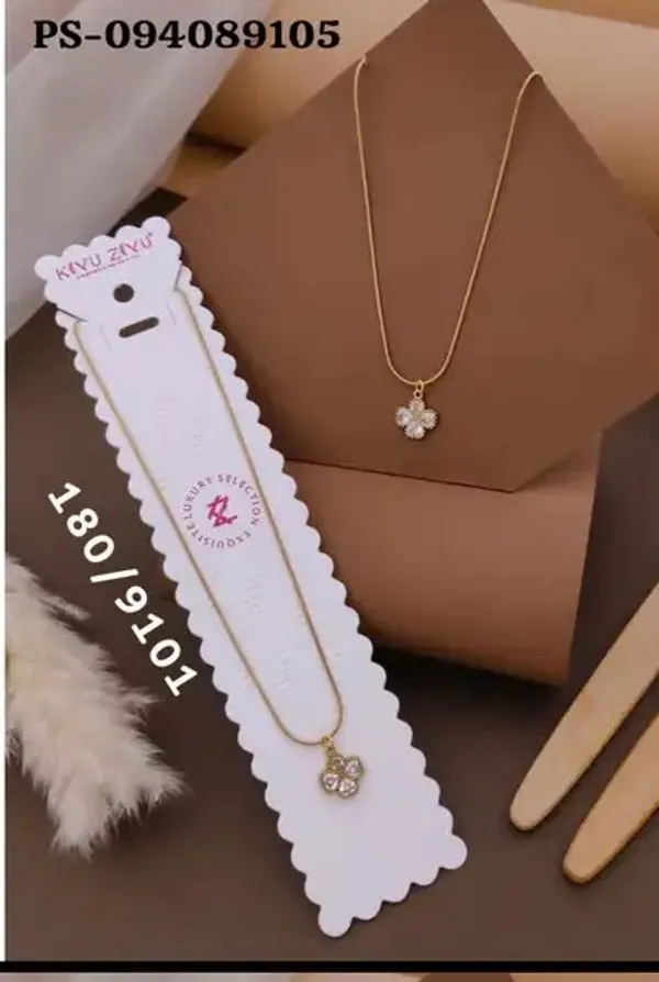 Gold_Tone_Floral_Pendant_Necklace_For_Women
