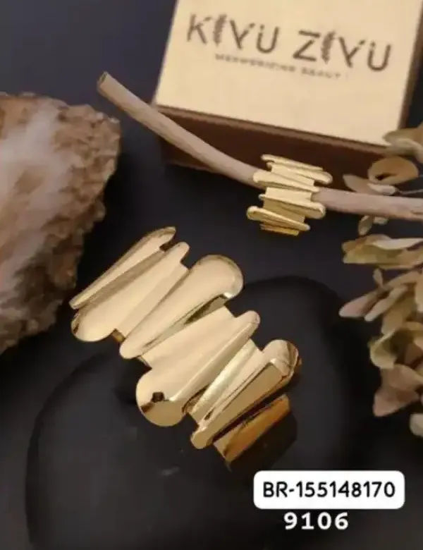 Gold_Metal_Bracelet_&_Ring_For_Women_Pack_Of_2