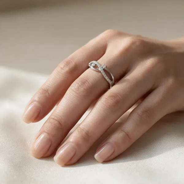 Silver-Tone_Stone_Studded_Ring_For_Women