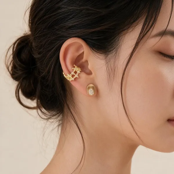 Gold_Floral_Ear_Cuff_Earring_For_Women