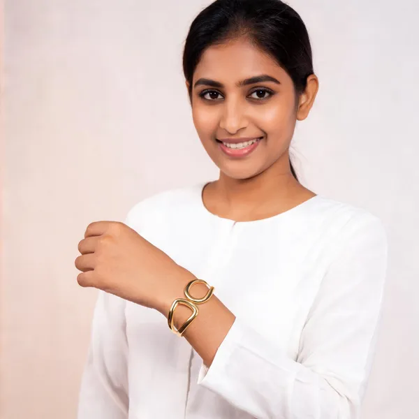 Gold_Tone_Geometric_Open_Bracelet_For_Women