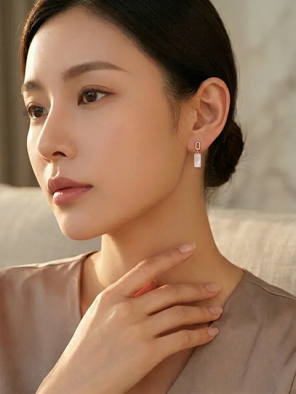 Gold_Tone_Rectangular_Drop_Earrings_for_Women