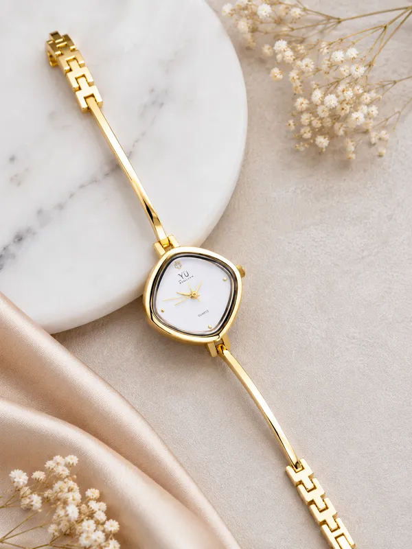Gold_Tone_Metal_Analog_Watch_For_Women