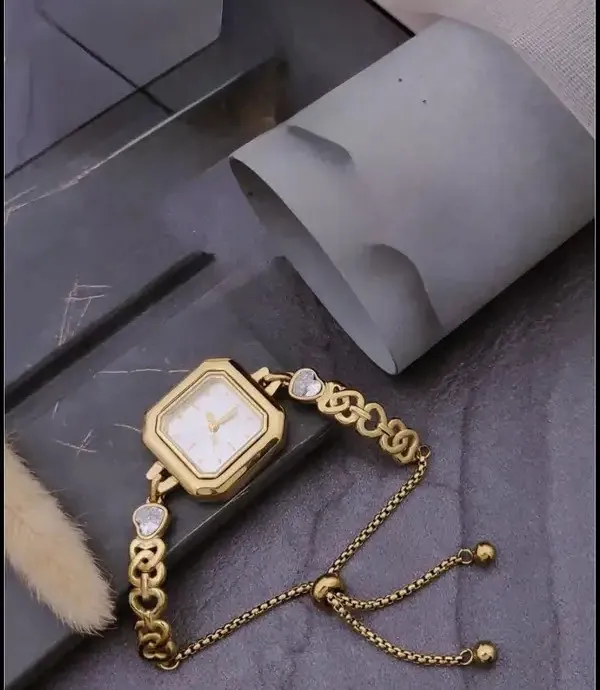 Gold_Tone_Square_Bracelet_Watch_For_Women