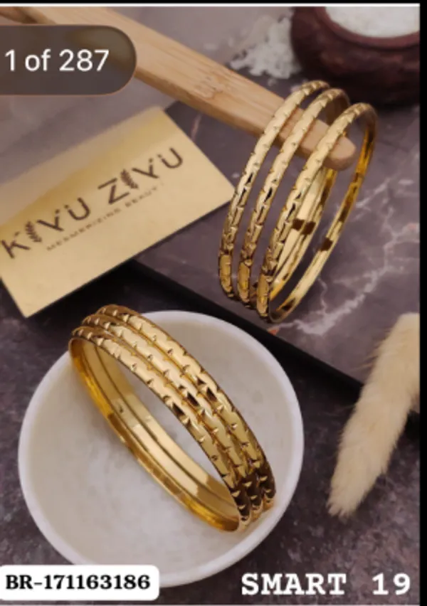 Gold_Tone_Textured_Bracelet_Set_for_Women