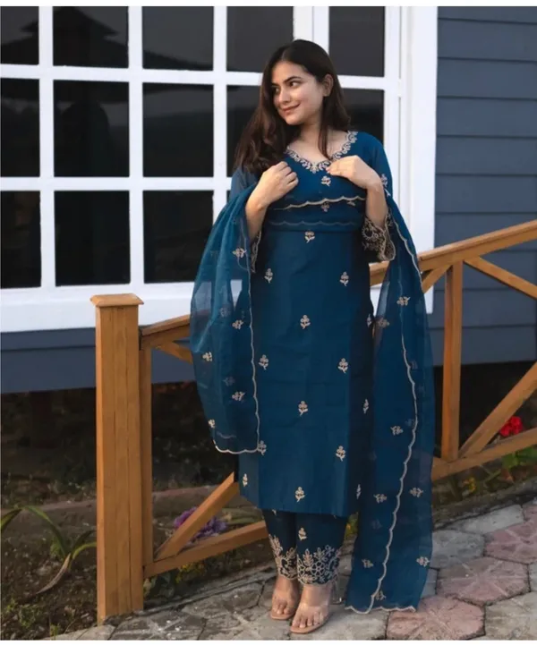 Teal_Viscose_Rayon_Embroidered_Straight_Kurta_Set_For_Women