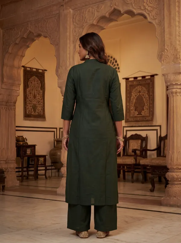 Dark_Green_Viscose_Rayon_Embroidered_Straight_Kurta_Set_For_Women