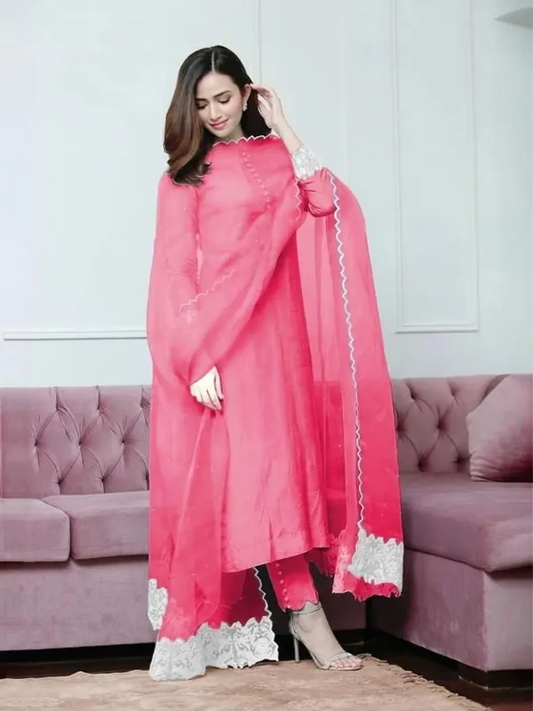 DD's_creation_Women_Kurta_Pant_Attached_Dupatta_Set_()