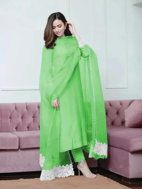DD's_creation_Women_Kurta_Pant_Attached_Dupatta_Set_()