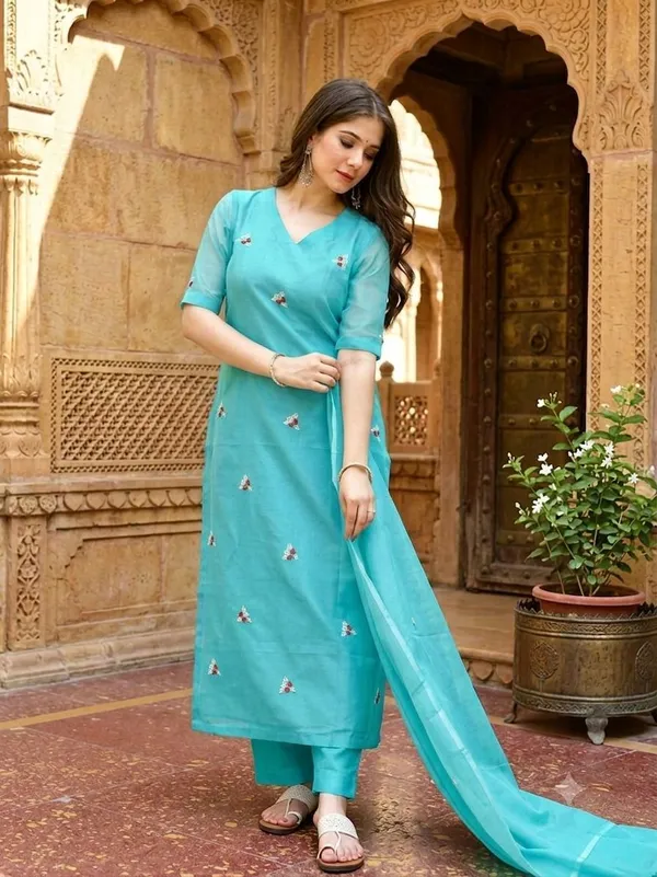 DD's_creation_Women_Ethnic_Top_Pant_Attached_Dupatta_Set_()