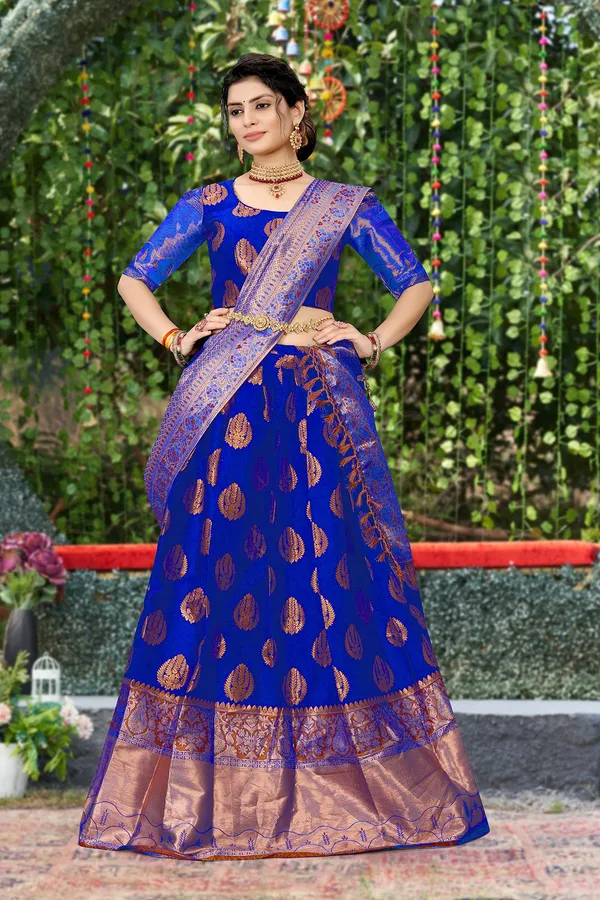 Aatvi_Self_Design_Semi_Stitched_Lehenga_Choli_Light_Blue