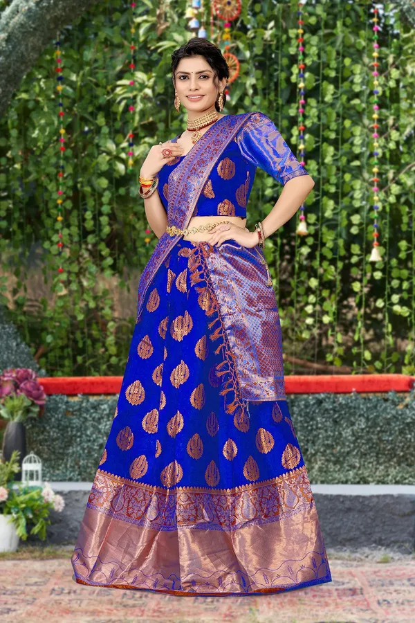 Aatvi_Self_Design_Semi_Stitched_Lehenga_Choli_Light_Blue