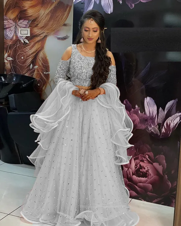 Mert_India_Embellished_Semi_Stitched_Lehenga_Choli_Grey