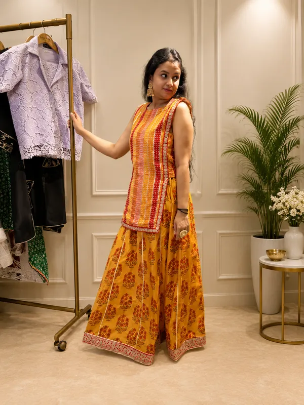 Orange_Printed_Sleeveless_Kurta_Palazzo_Set_For_Women