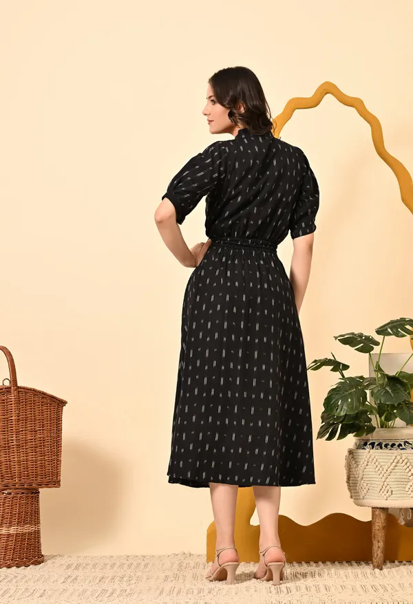 Black_Butti_Elasticated_Midi_Dress