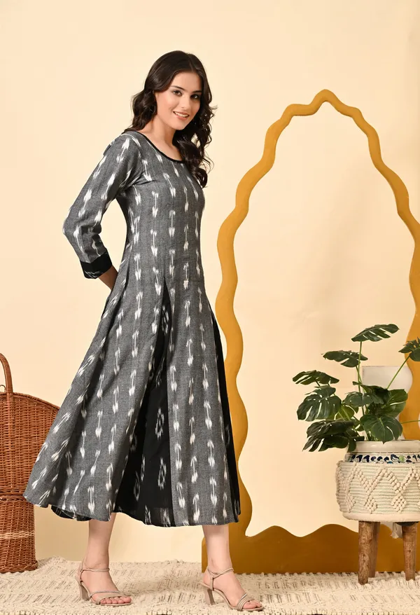 Achromatic_Kali_Dress