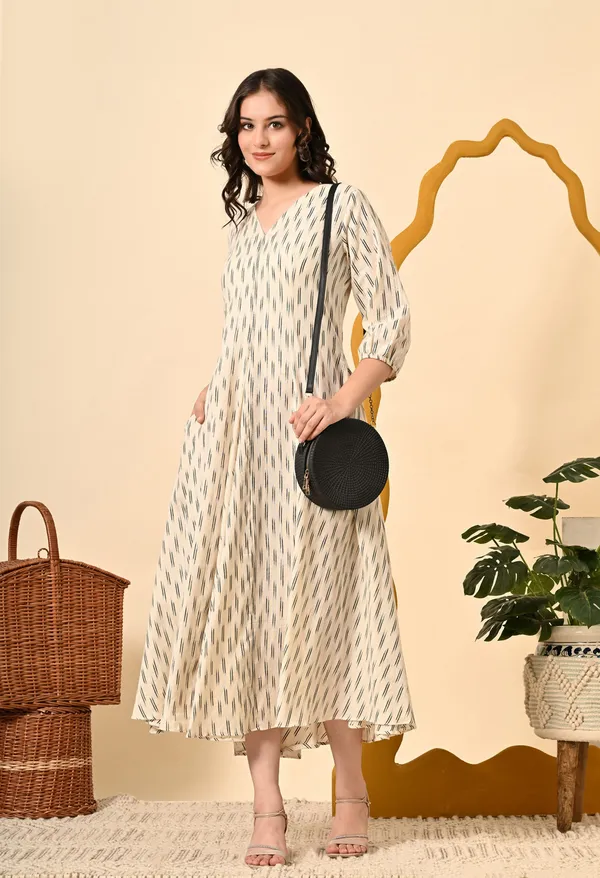 Royale_Viii_Dress