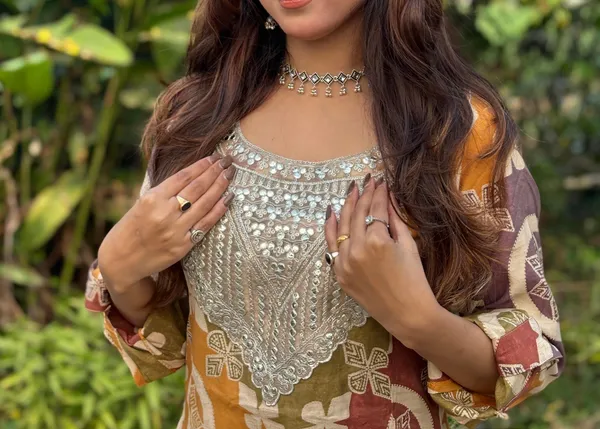 Gotta_Patti_Toke_With_Amara_Patchwork_Print_Kurta_Set