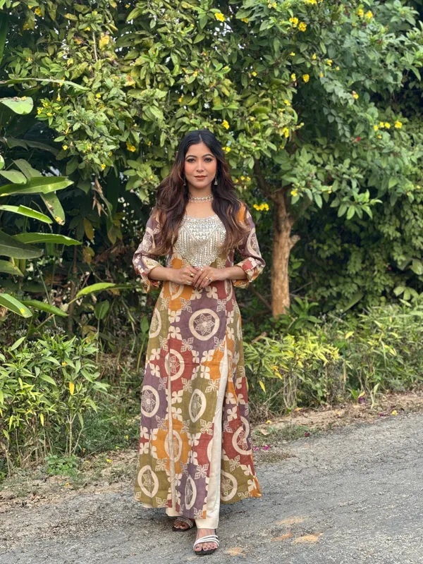 Gotta_Patti_Toke_With_Amara_Patchwork_Print_Kurta_Set