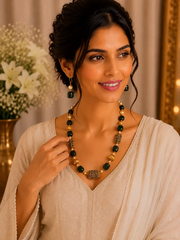 Green_White_Quartz_Pearl_Brass_Necklace_For_Women