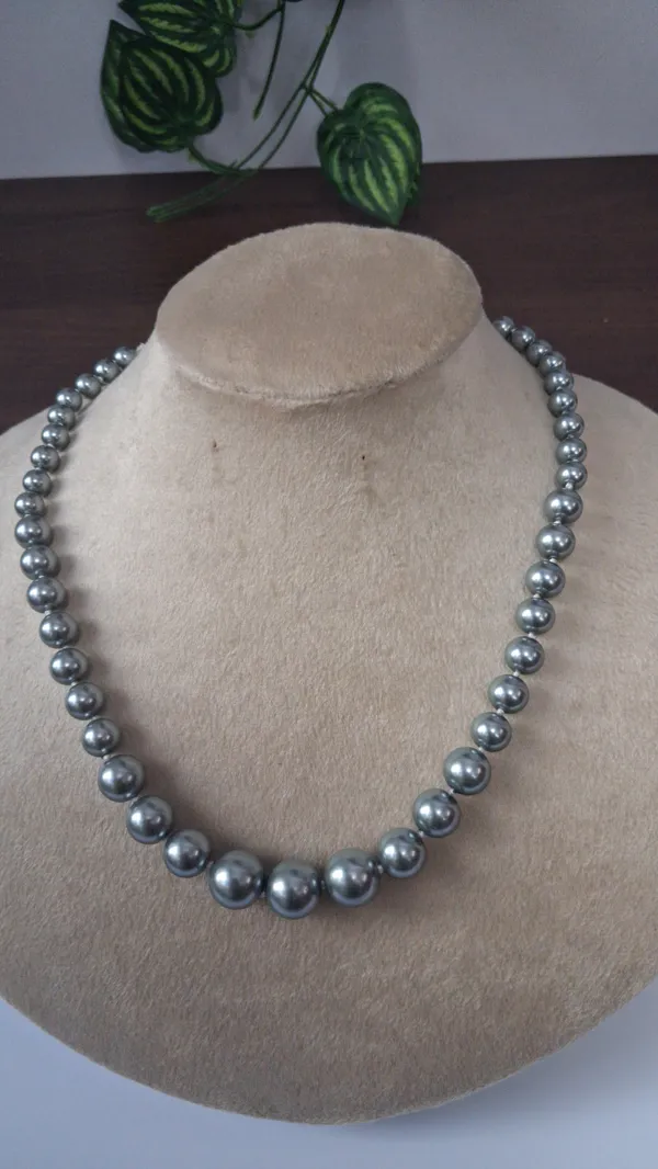 Traditional_Pearl_Necklace