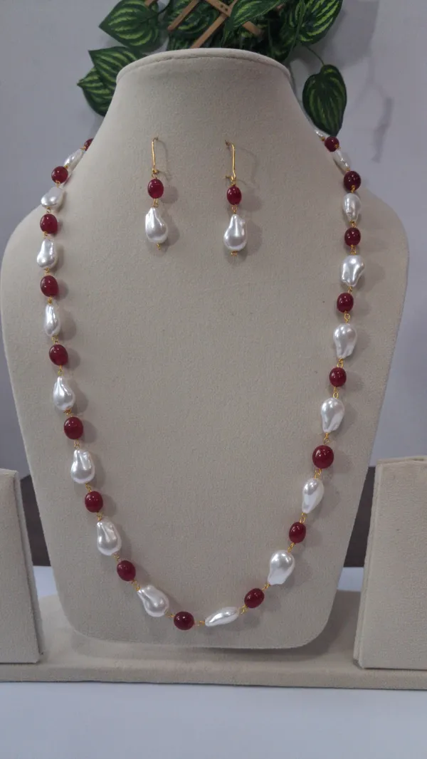 Elegant_Natural_Stone_Necklace