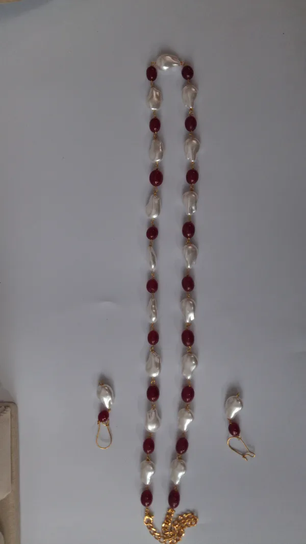 Elegant_Natural_Stone_Necklace