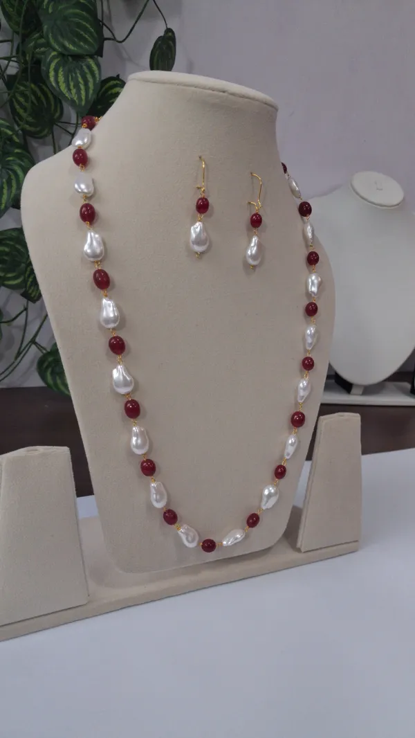 Elegant_Natural_Stone_Necklace