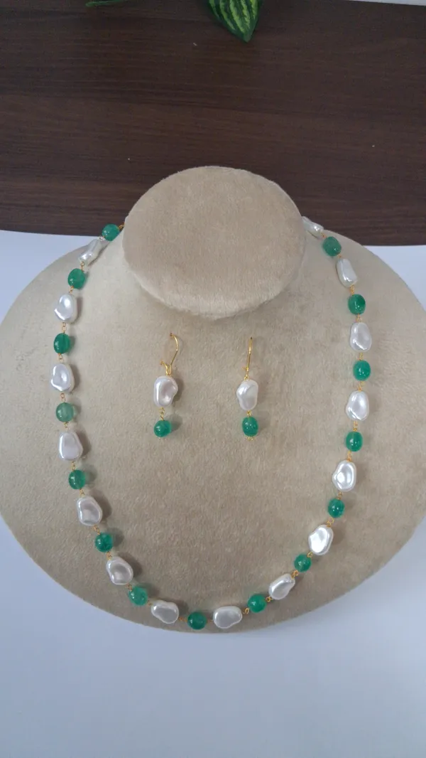 Classic_Natural_Stone_Necklace