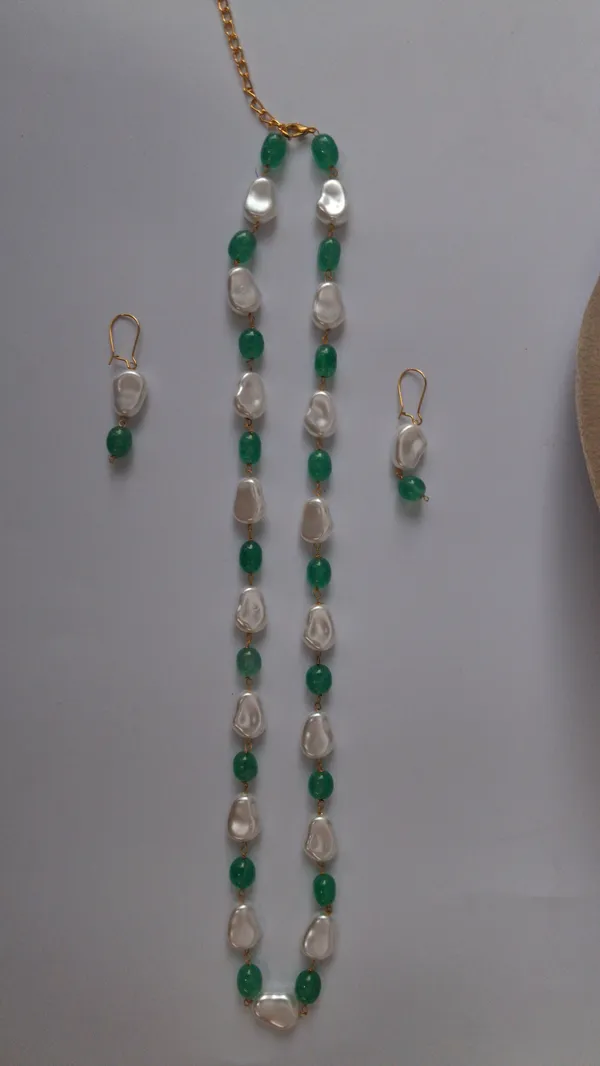 Classic_Natural_Stone_Necklace